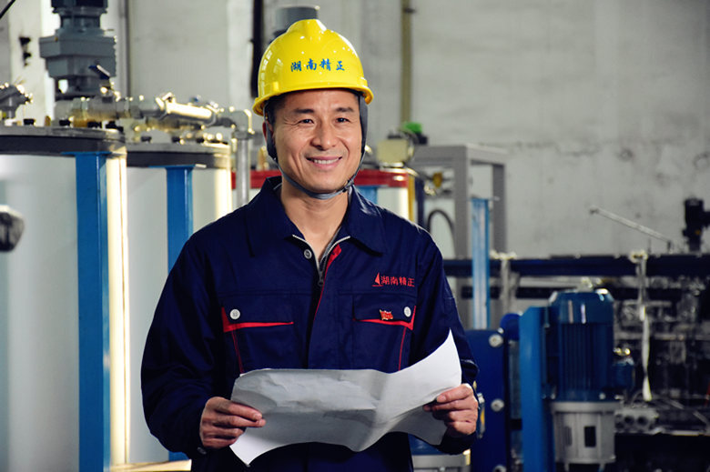 【最美勞動者】李信仁：匠心向黨，崗位成才，勇攀科技創(chuàng)新高峰